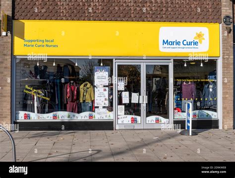 charity shops hedge end